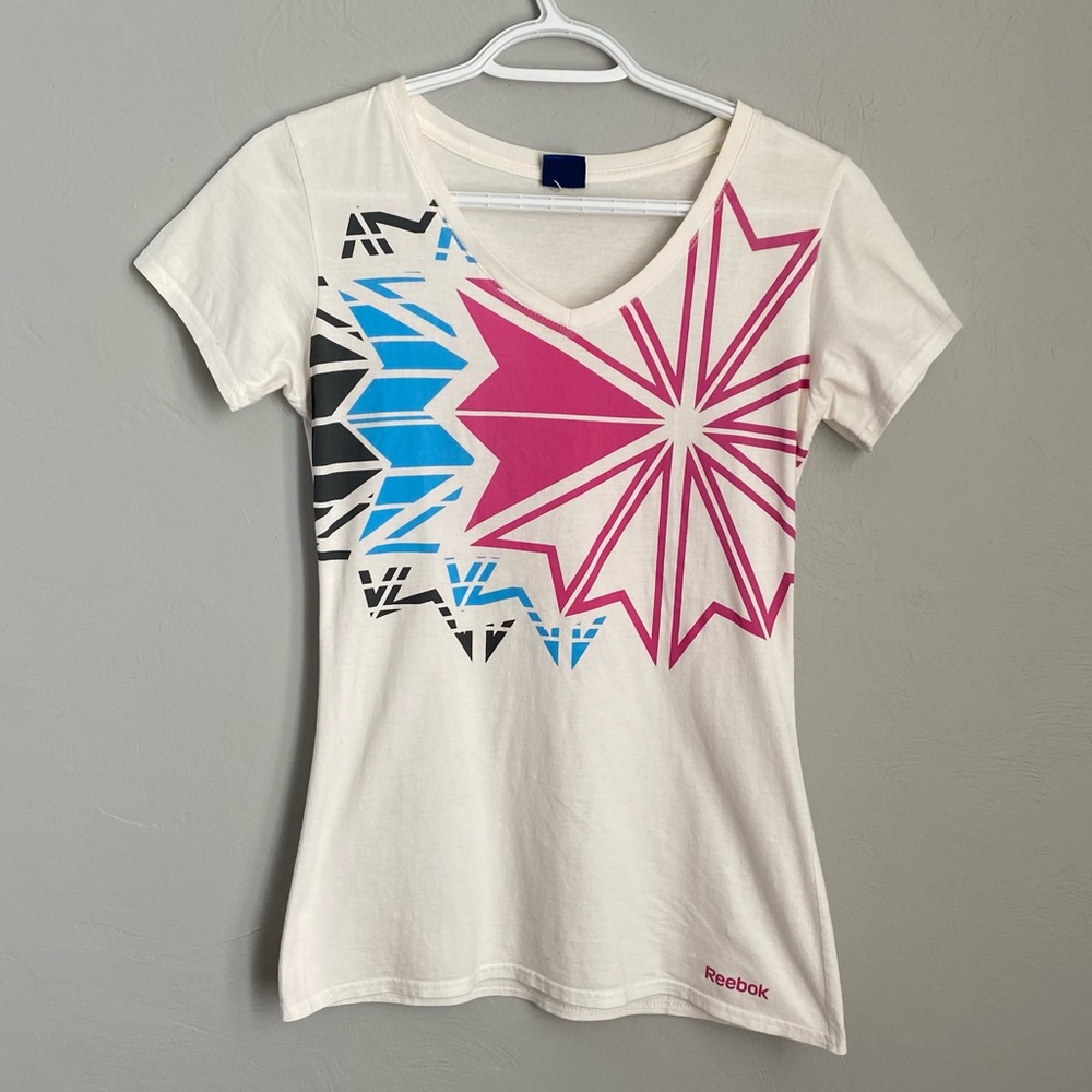 REEBOK White Shirt with Medallion Print Short Sleeves
